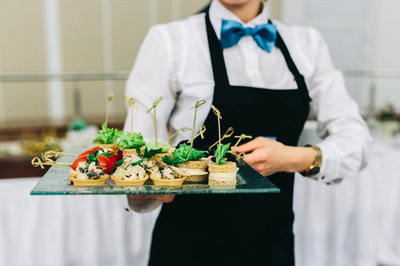 飲食服務跟侍者
