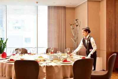 接待餐或自助餐服務(wù)